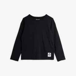 Basic Long Sleeve T-shirt