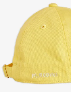 Pigeon Embroidered Cap Yellow