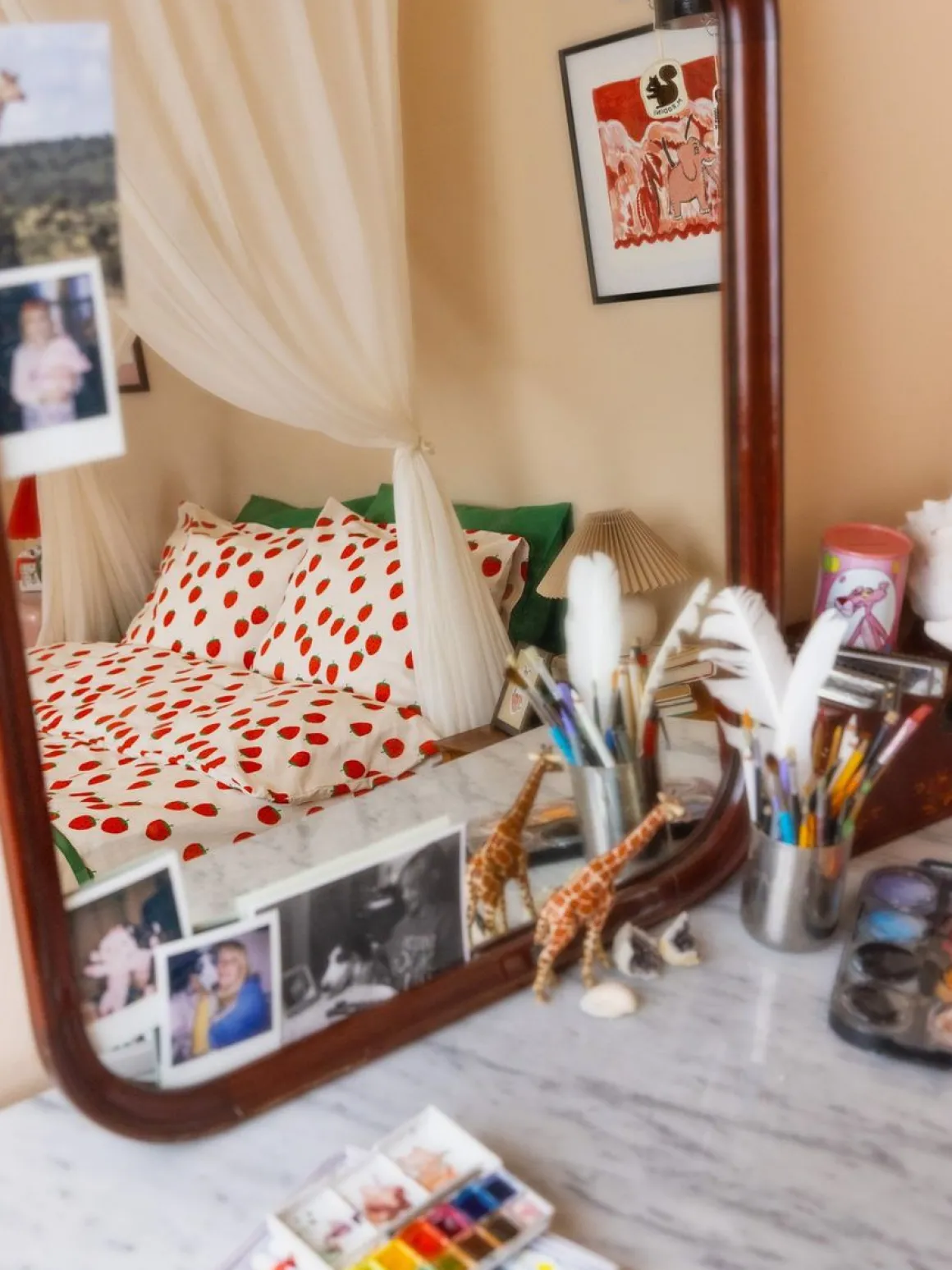 Strawberries Bed Set